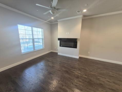 2904 Sheridan Carrollton TX 75010