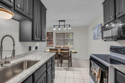 1421 S 12th Street Waco TX 76706
