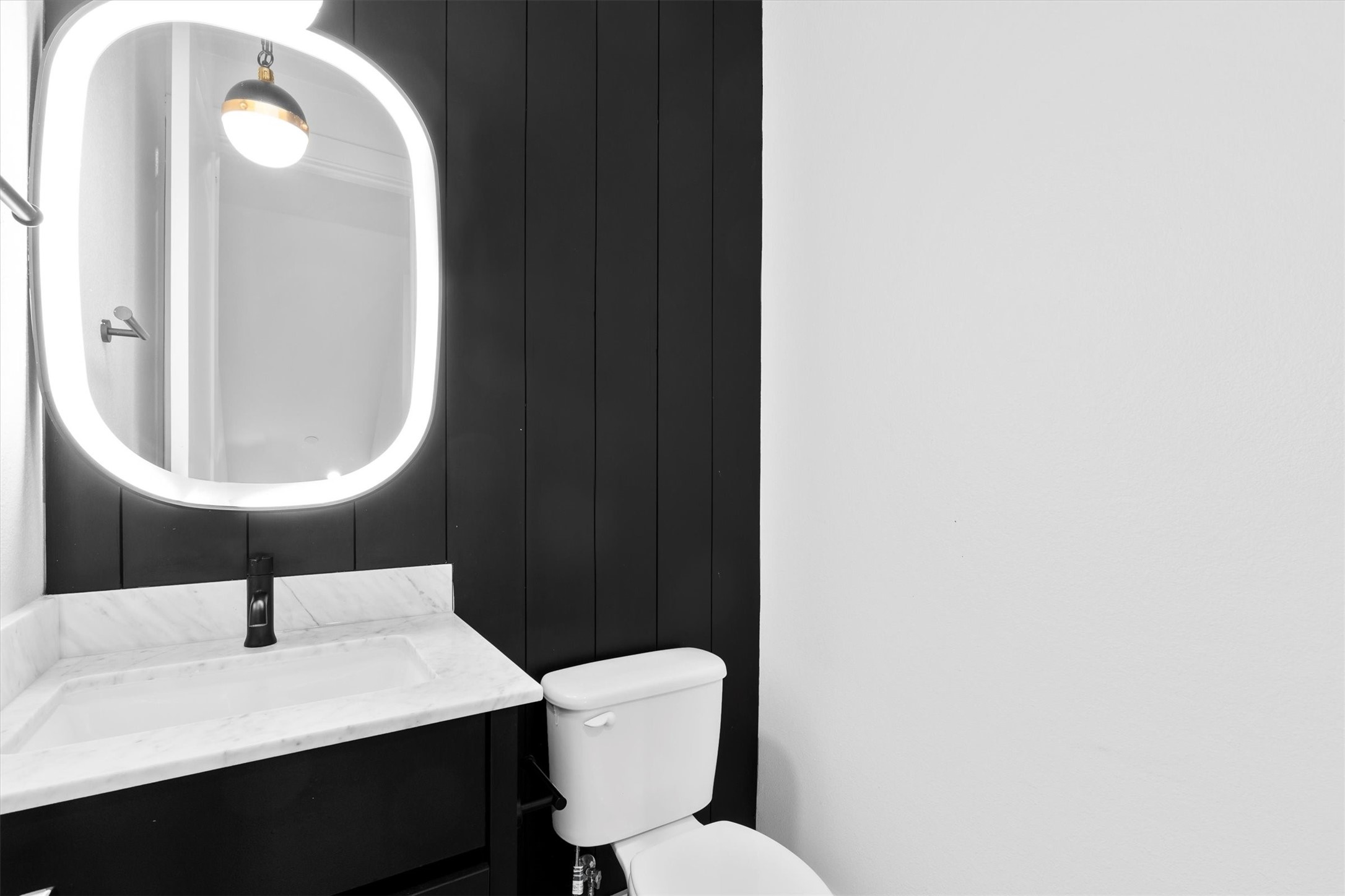 1147 N Madison Avenue Dallas TX 75208