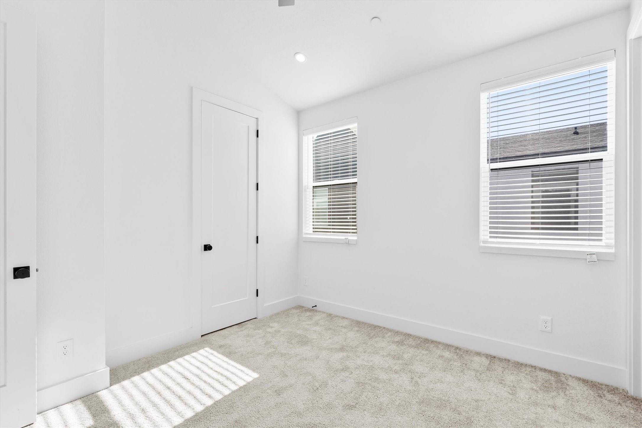 1147 N Madison Avenue Dallas TX 75208