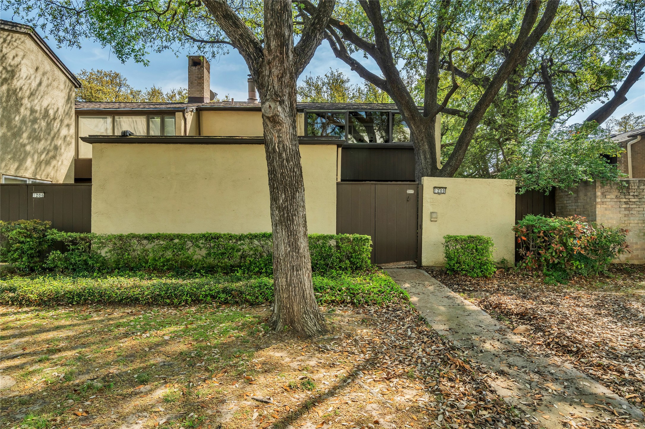 1208 Lane Street Irving TX 75061