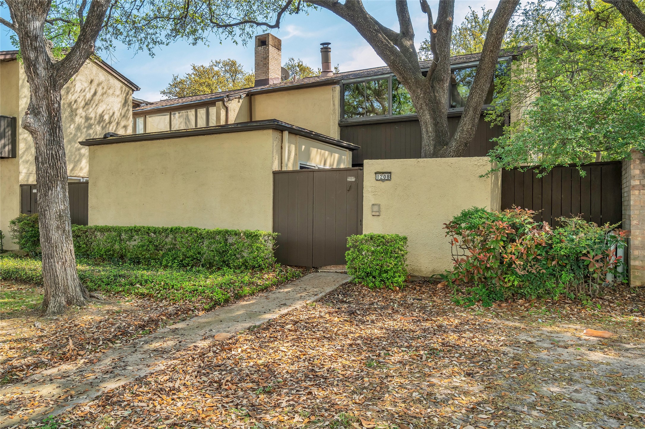 1208 Lane Street Irving TX 75061