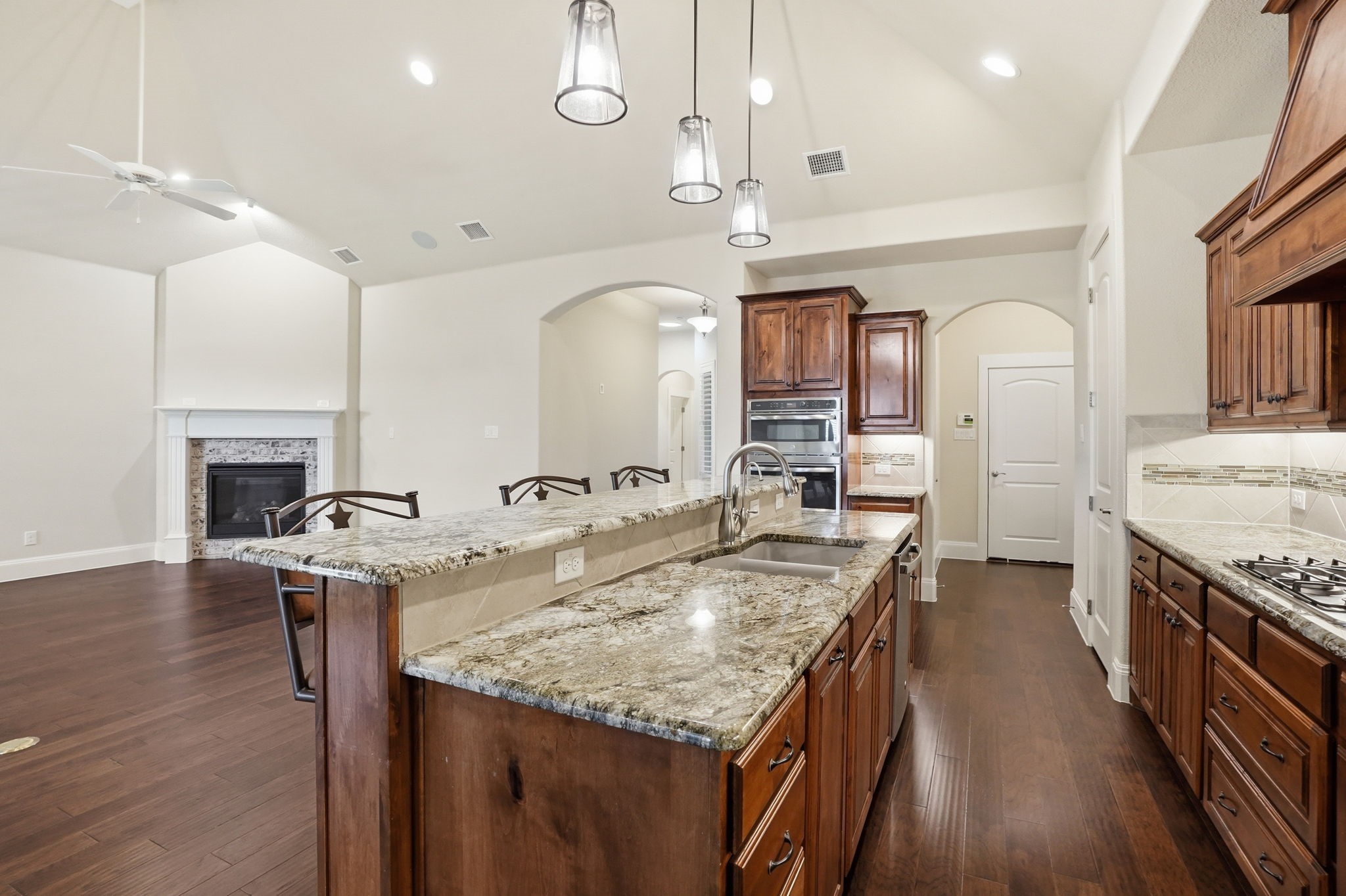 2908 Esplanade Boulevard Mansfield TX 76063