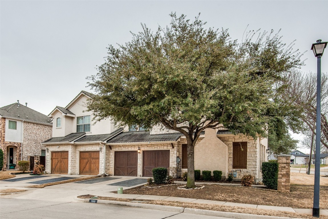 2500 Fountain Cove Carrollton TX 75006