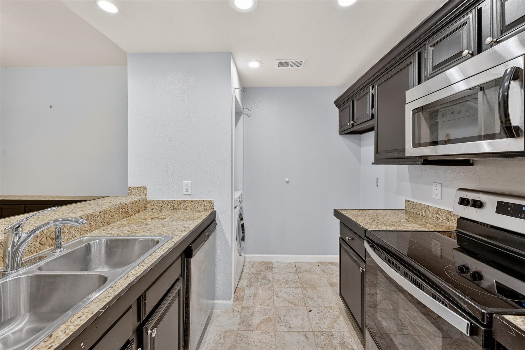 8601 Park Lane Dallas TX 75231