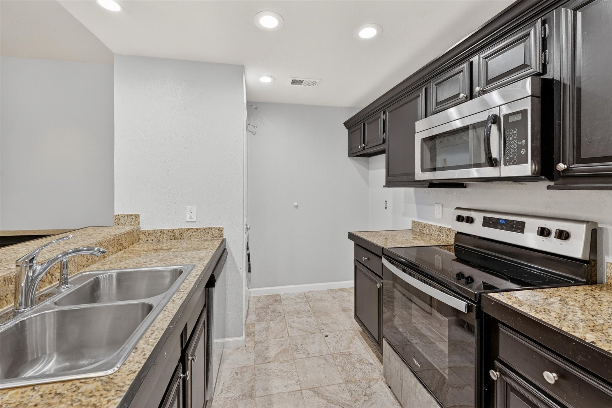 8601 Park Lane Dallas TX 75231