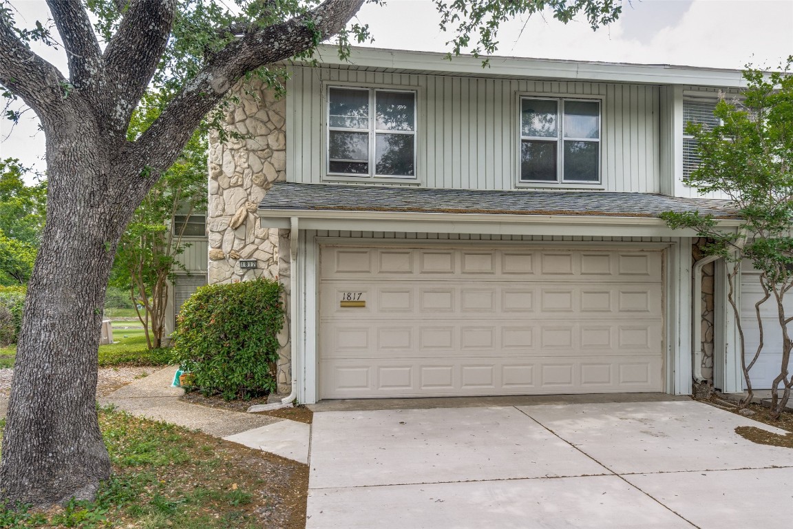 1817 Lakecrest Court Carrollton TX 75006