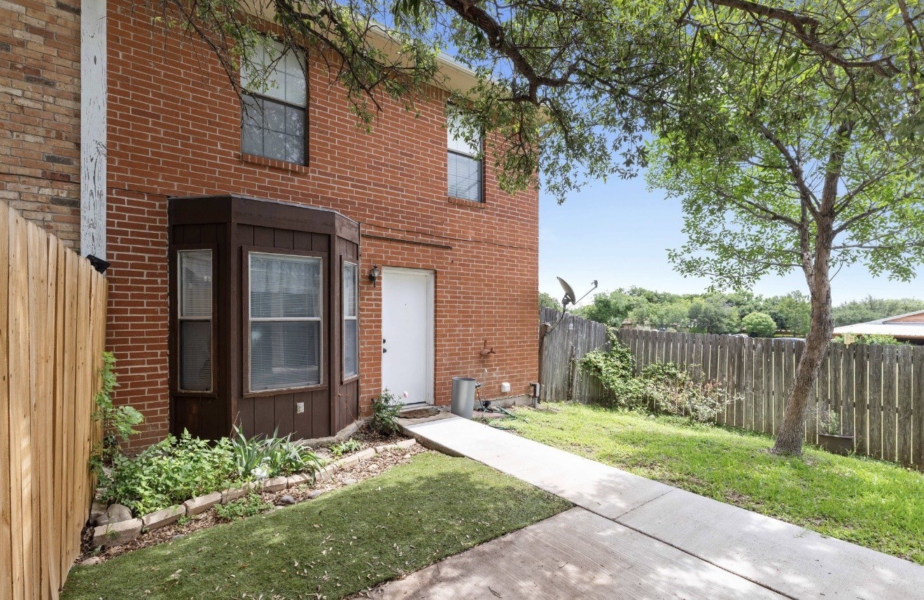 1601 14th Street Brownwood TX 76801