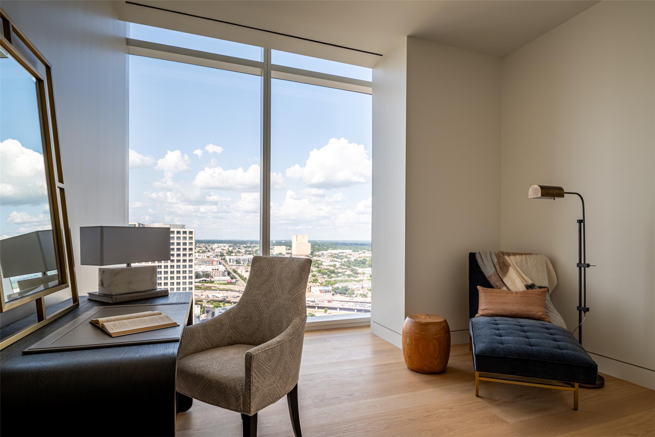 1747 Leonard Street Dallas TX 75201
