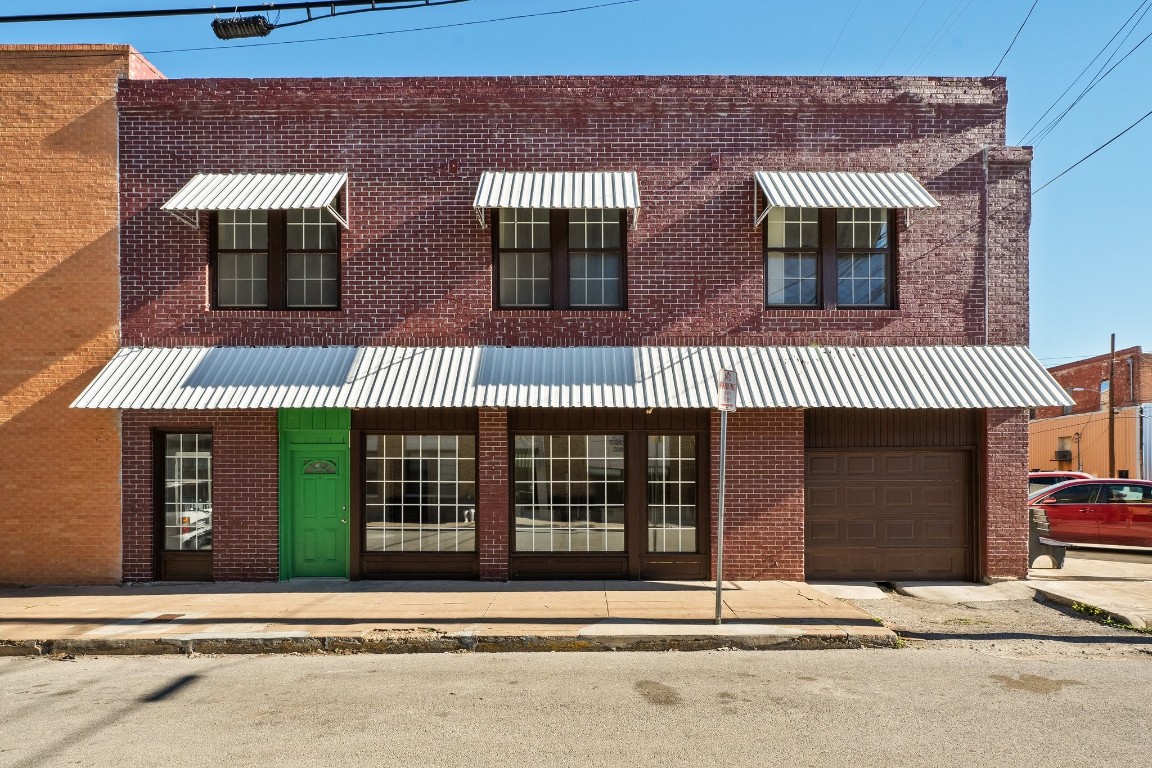 108 E Lee Street Brownwood TX 76801