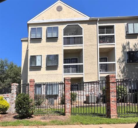 4800 W Lovers Lane Dallas TX 75209