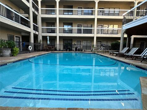 4800 W Lovers Lane Dallas TX 75209