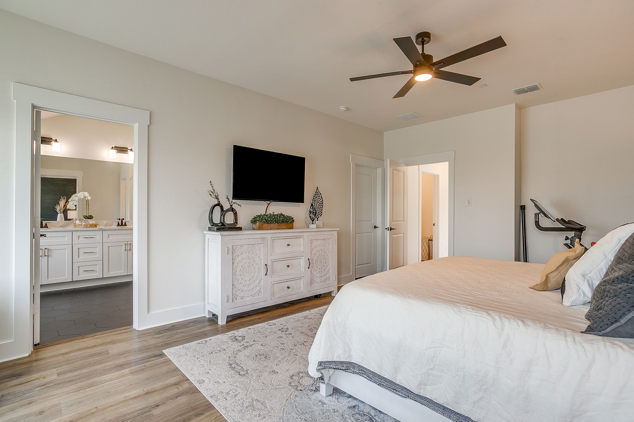 6300 Rover Lane North Richland Hills TX 76182