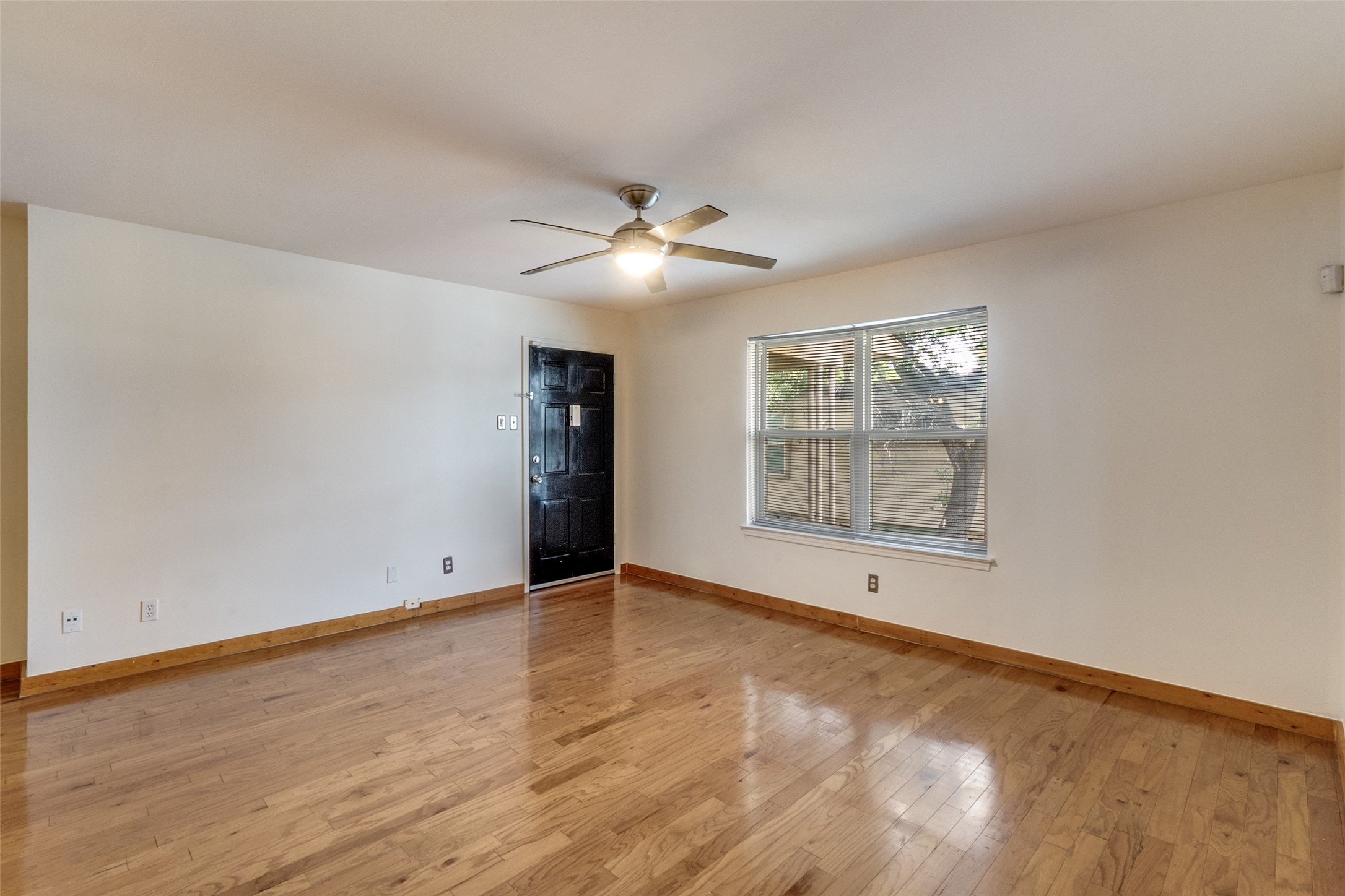 7937 Royal Lane Dallas TX 75230