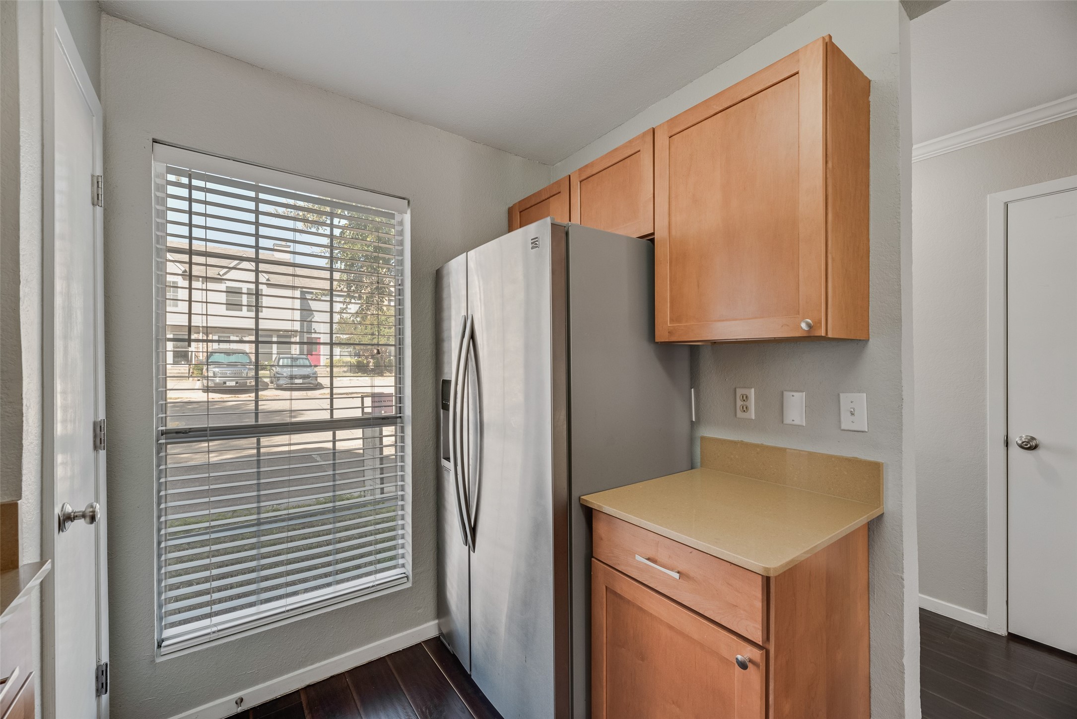 43 Abbey Road Euless TX 76039
