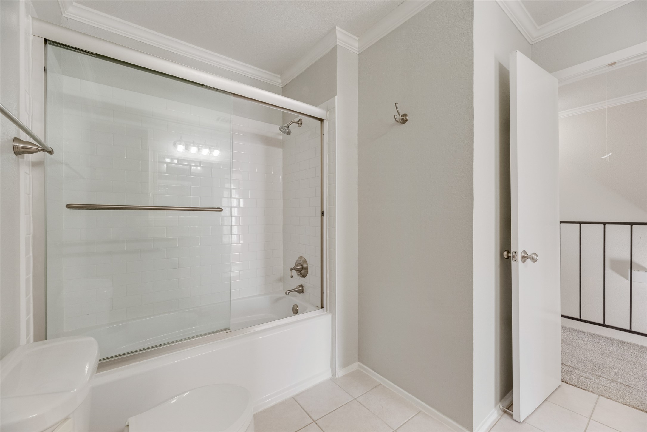 43 Abbey Road Euless TX 76039