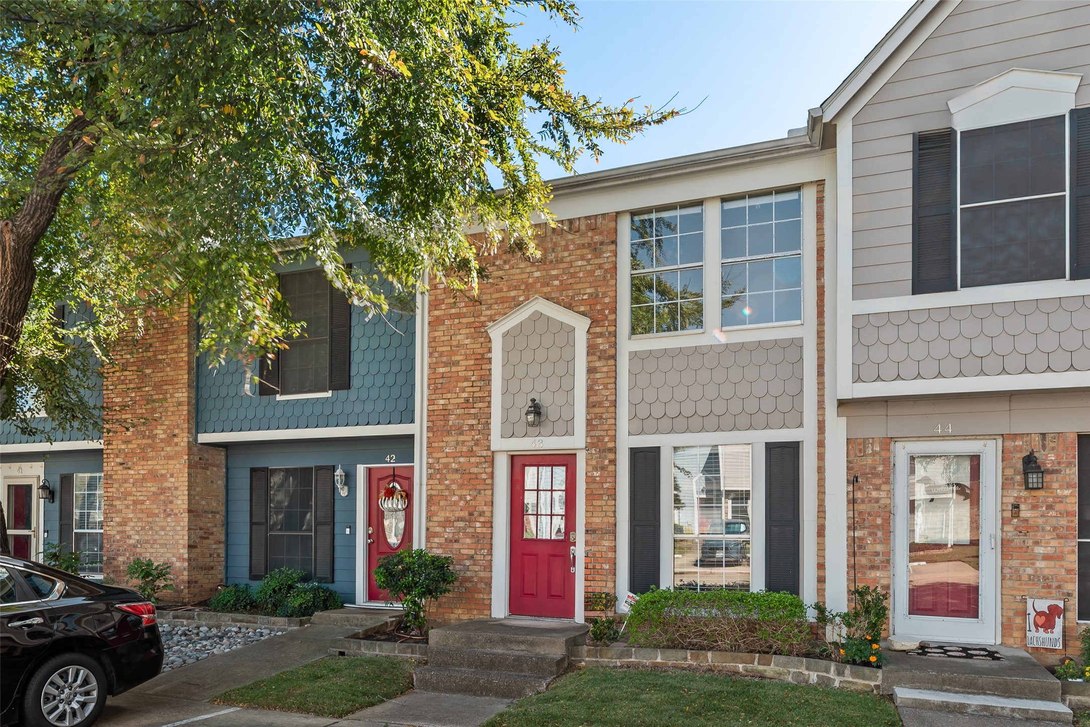 43 Abbey Road Euless TX 76039