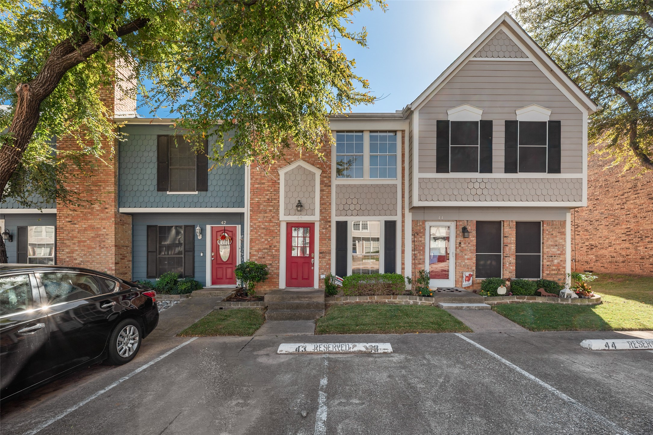 43 Abbey Road Euless TX 76039