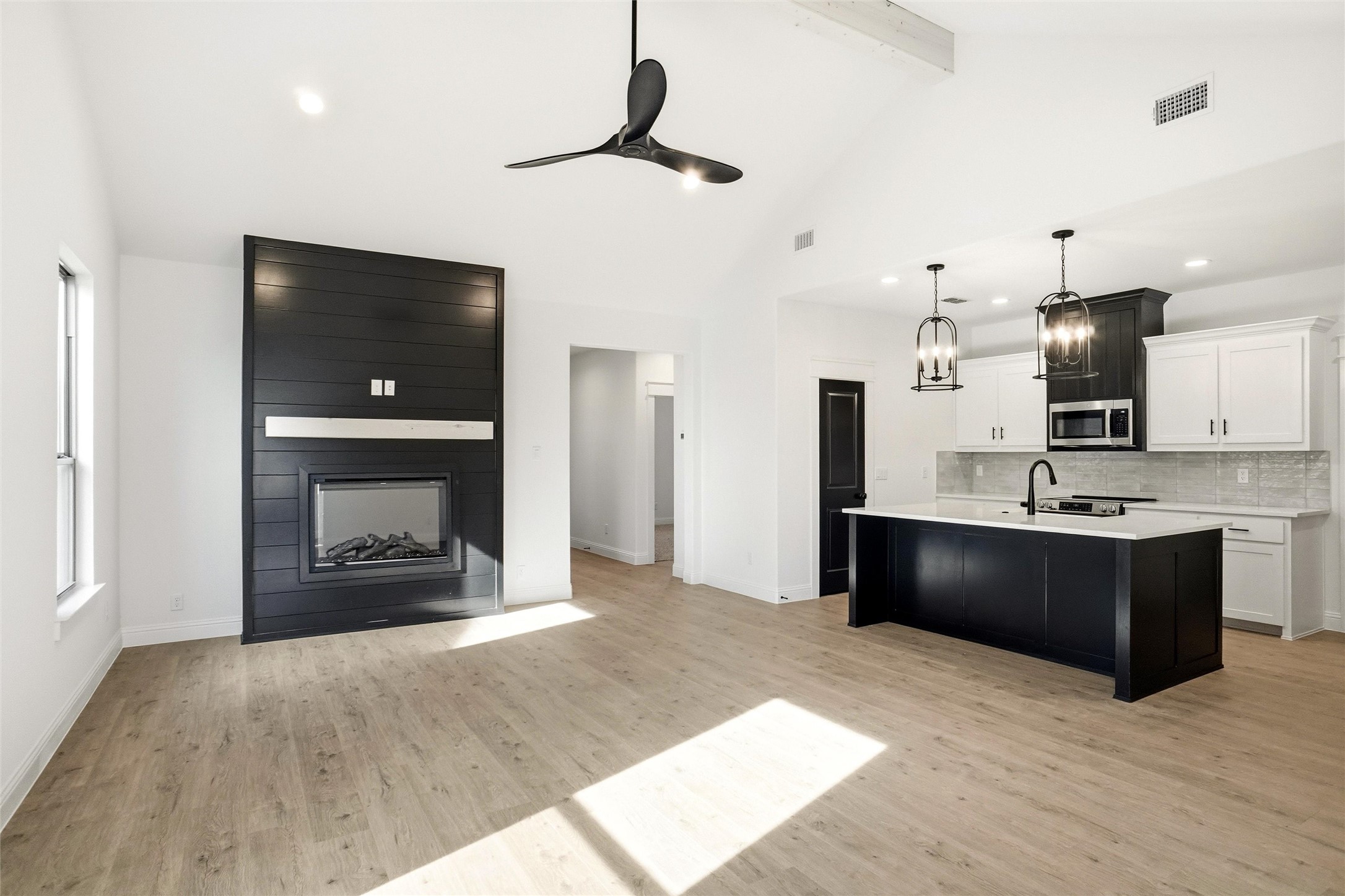 218 Legacy Boulevard Weatherford TX 76085