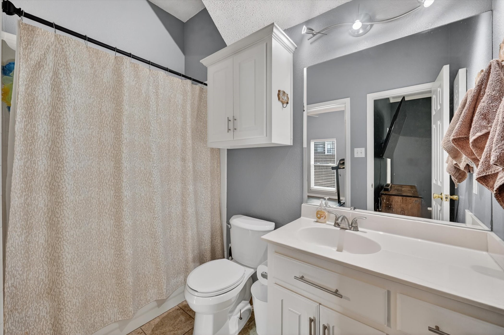 2506 Peargrove Circle Arlington TX 76006