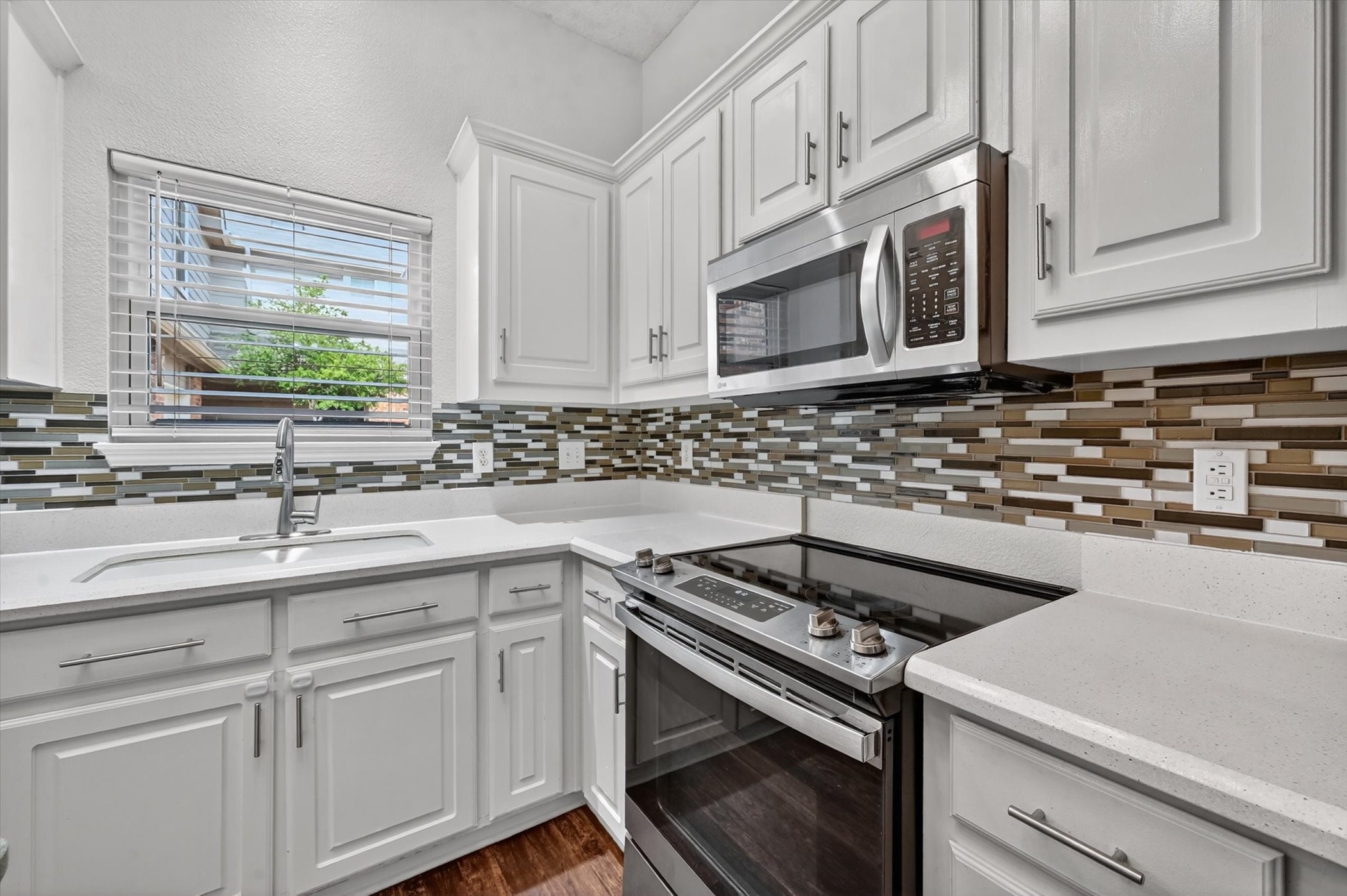 2506 Peargrove Circle Arlington TX 76006