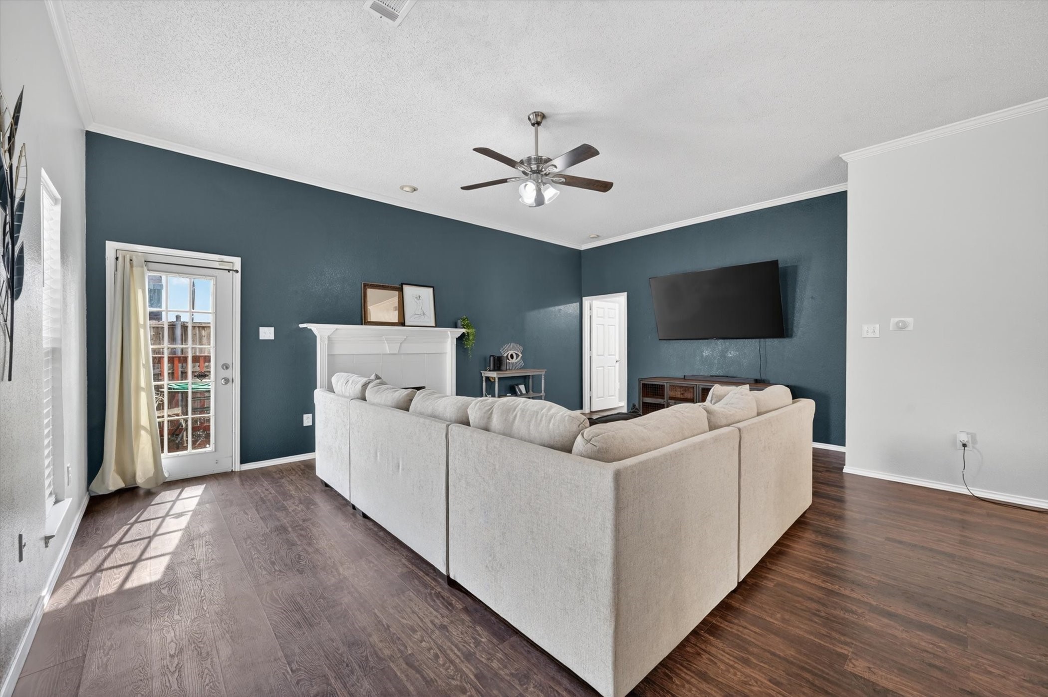 2506 Peargrove Circle Arlington TX 76006