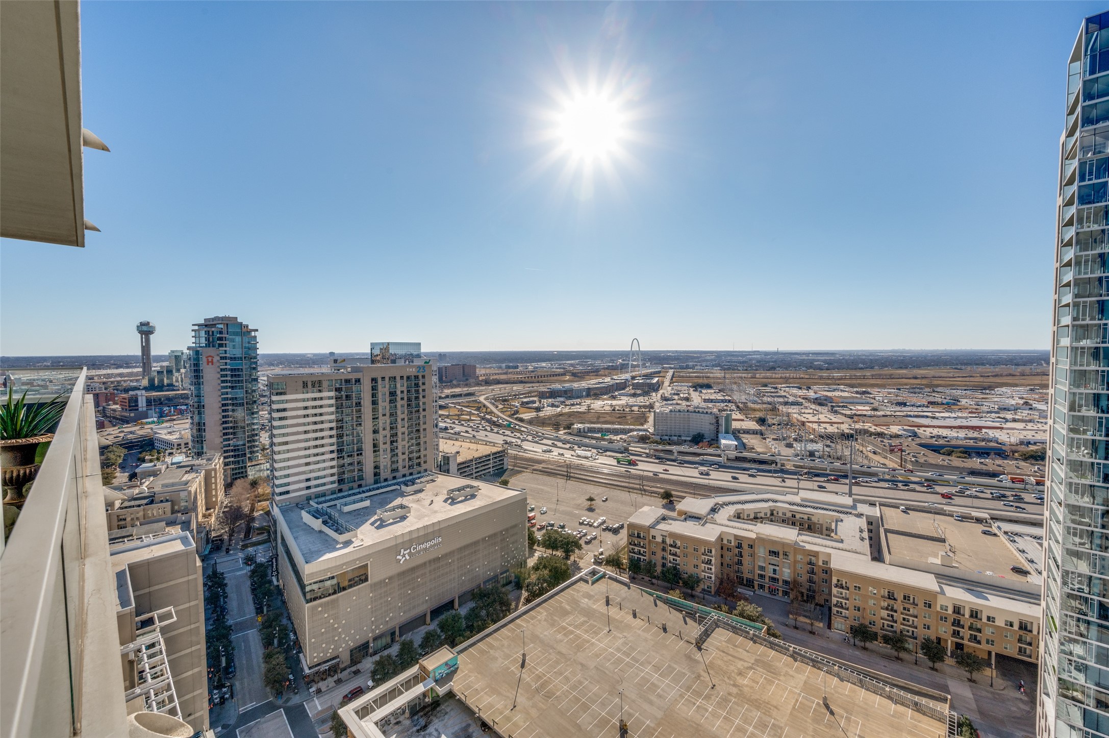 2430 Victory Park Lane Dallas TX 75219