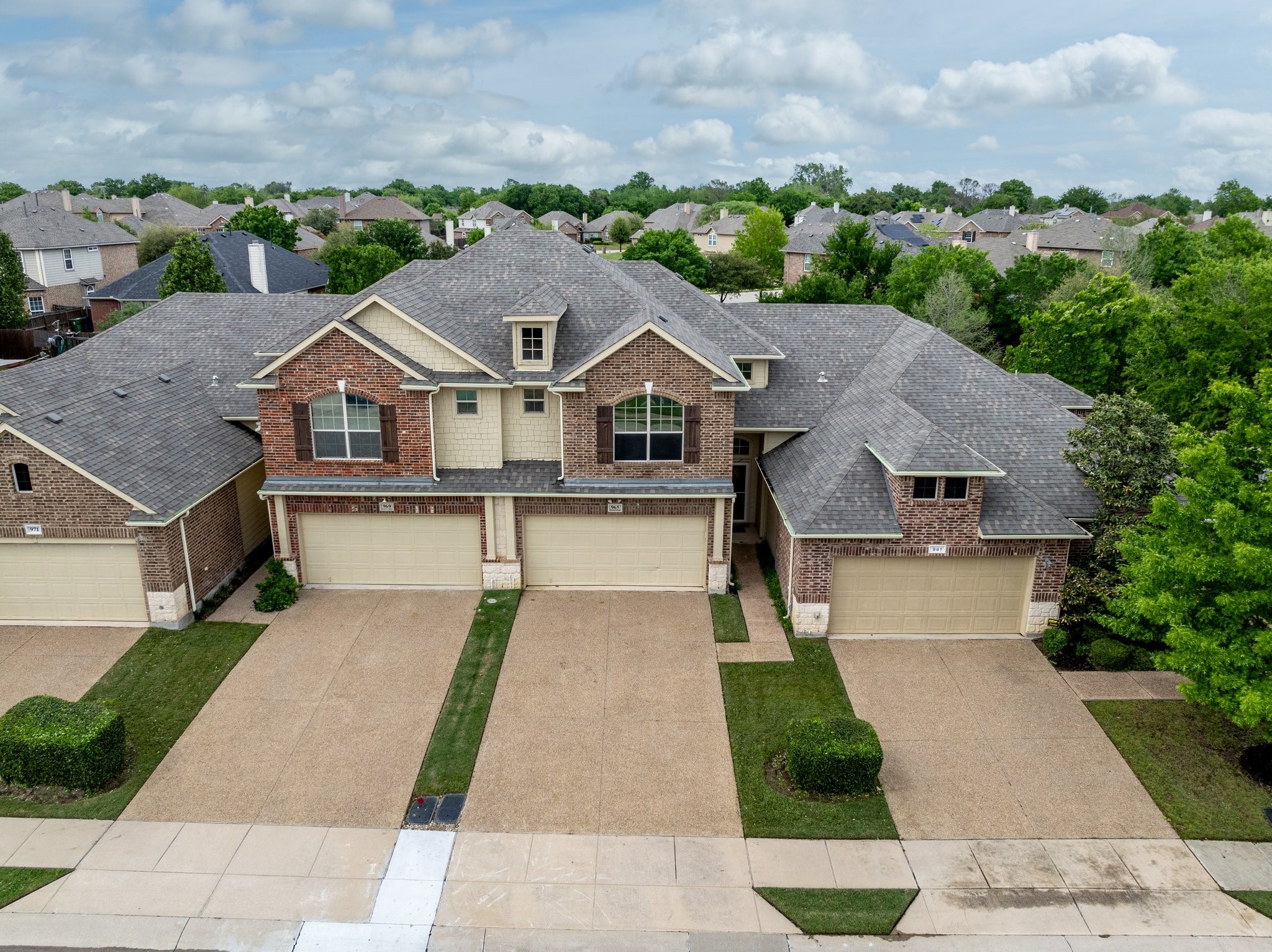 965 Wellington Drive Lewisville TX 75067