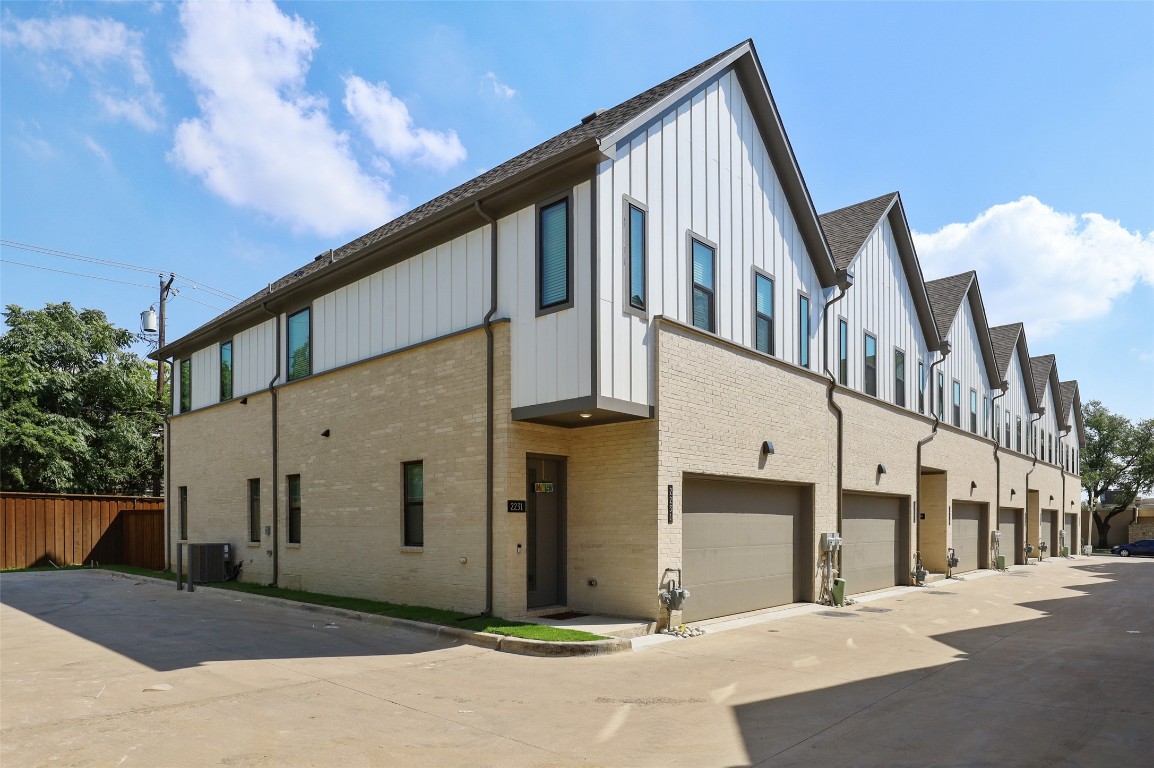 2363 Rook Drive Dallas TX 75211