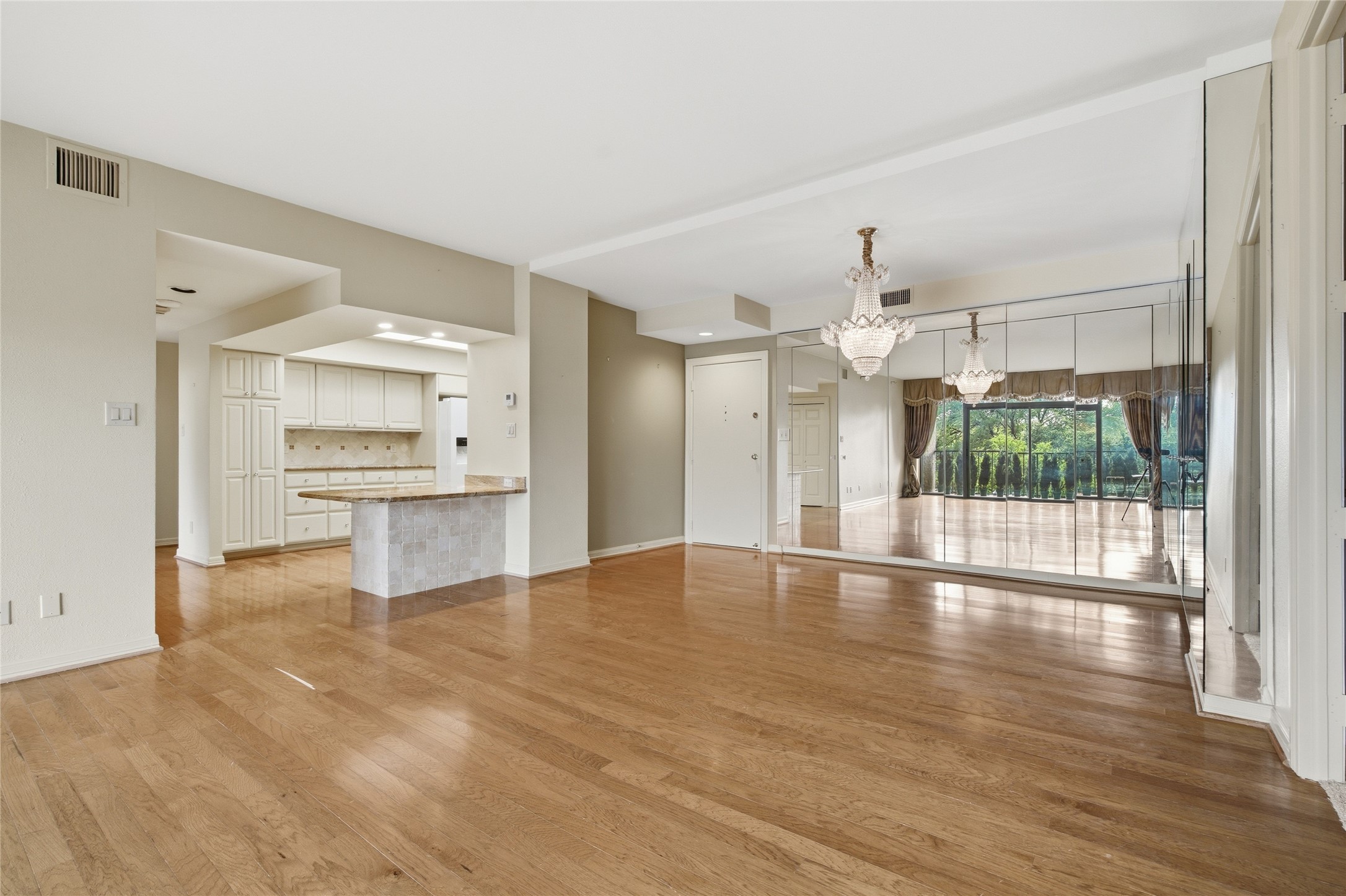 5200 Keller Springs Road Dallas TX 75248