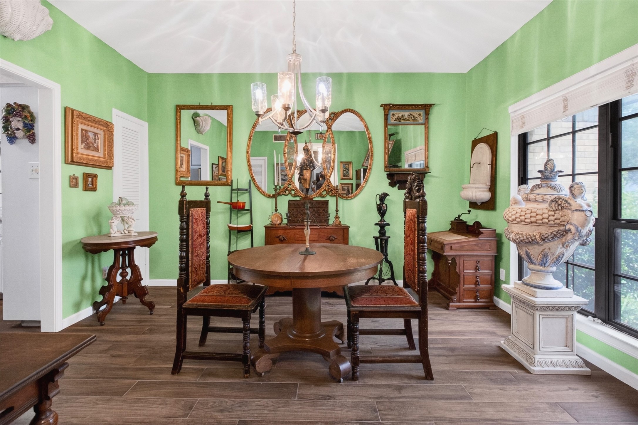 2017 Heatherbrook Drive Grapevine TX 76051