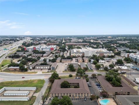 1214 Baylor Avenue Waco TX 76706