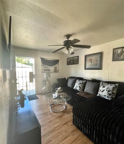 3525 Colonial Avenue Dallas TX 75215