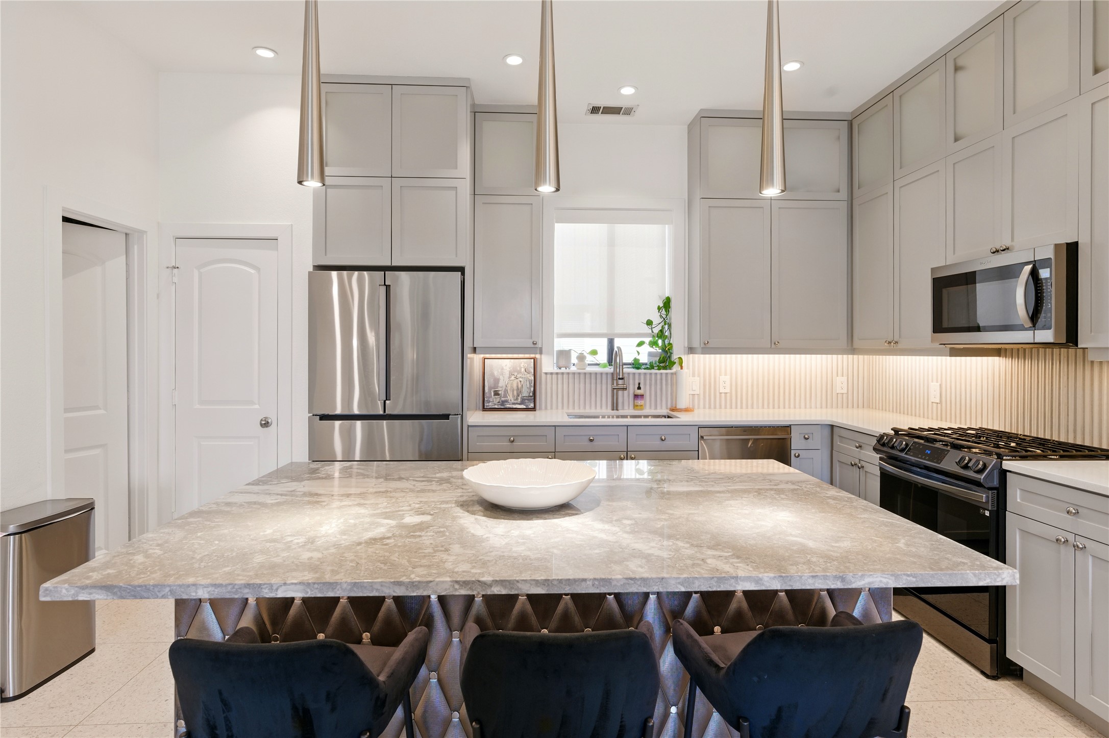 4211 Rawlins Street Dallas TX 75219