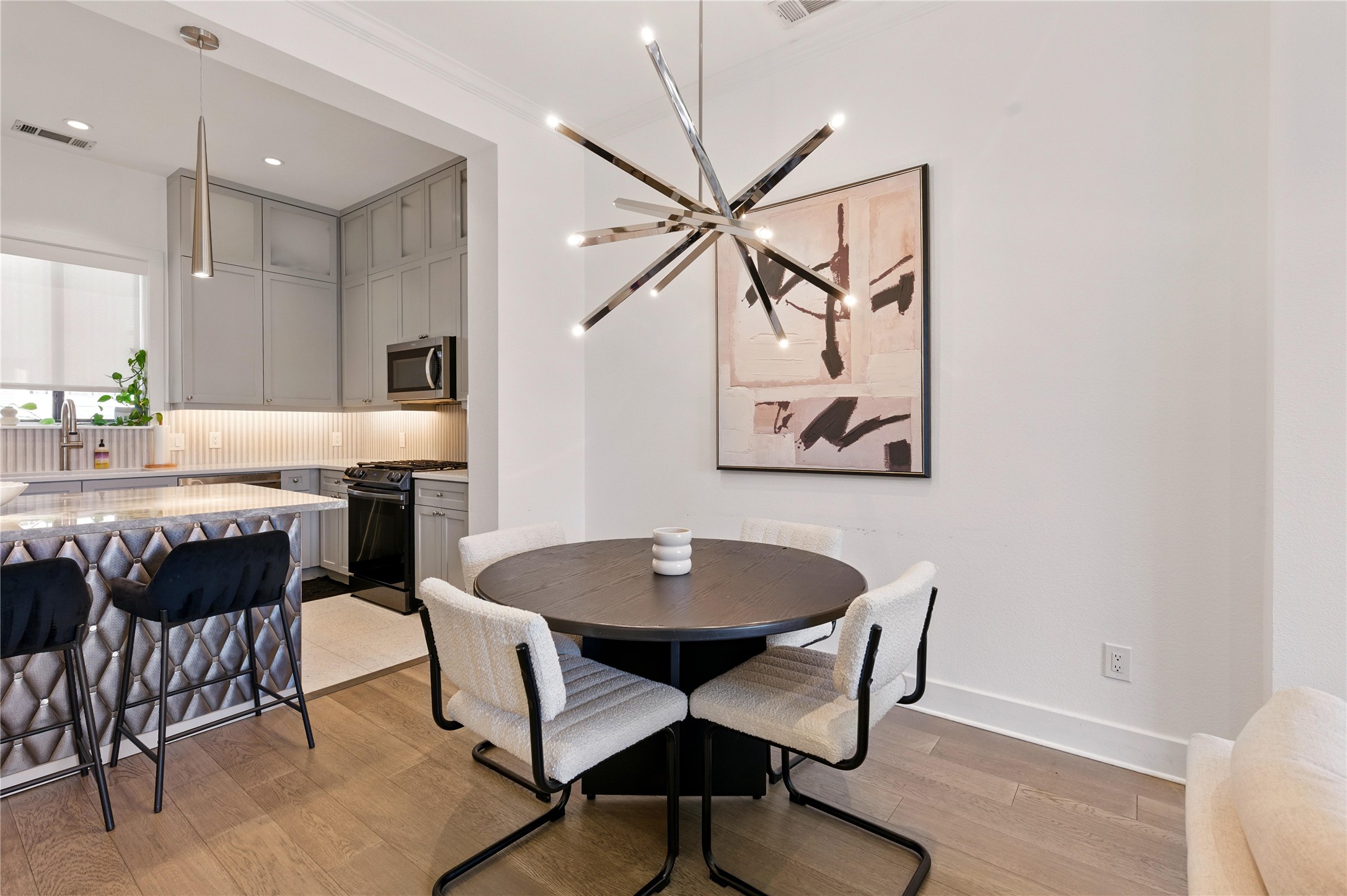 4211 Rawlins Street Dallas TX 75219