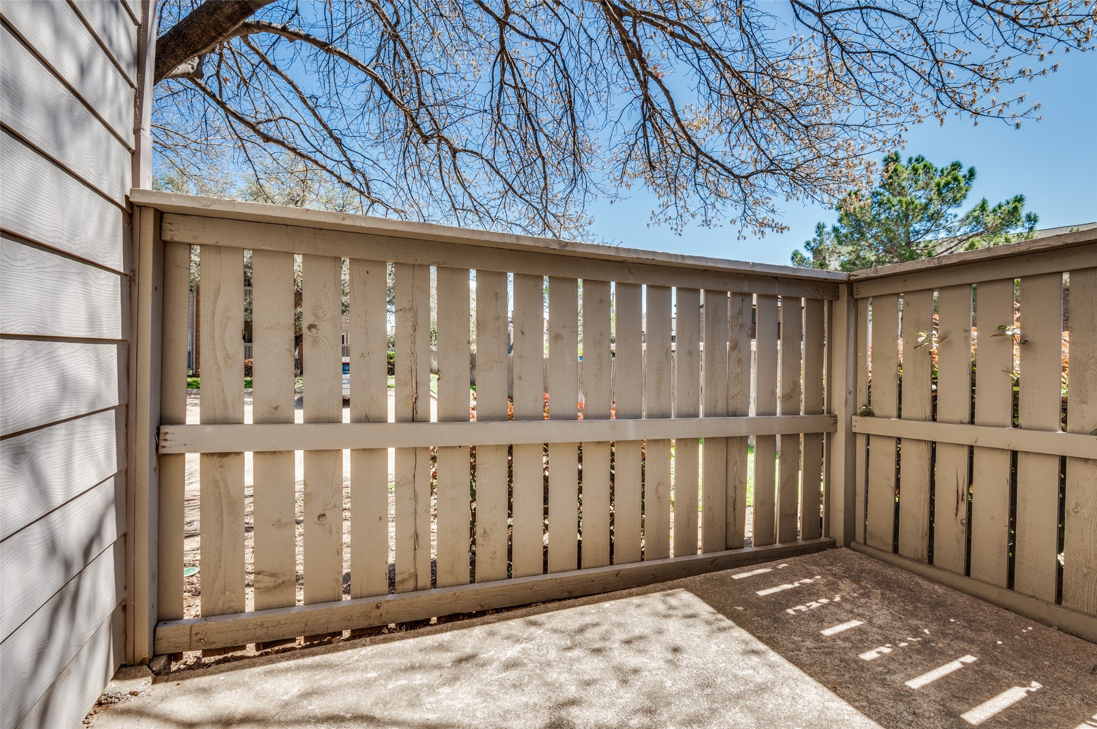 2101 Count Fleet Drive Arlington TX 76011
