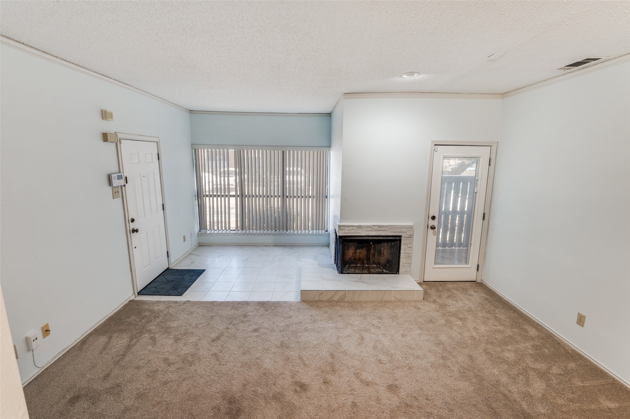 2101 Count Fleet Drive Arlington TX 76011