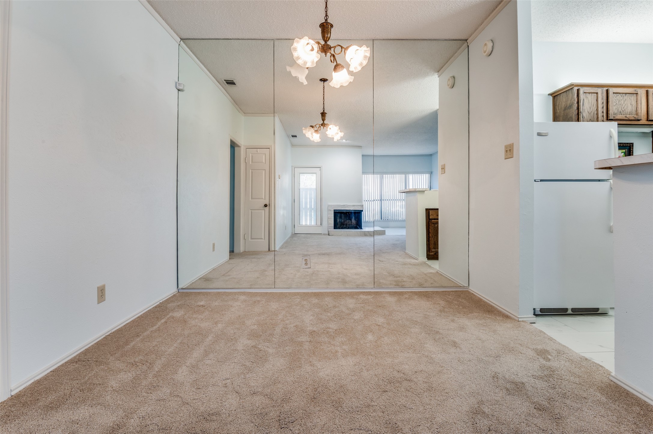 2101 Count Fleet Drive Arlington TX 76011