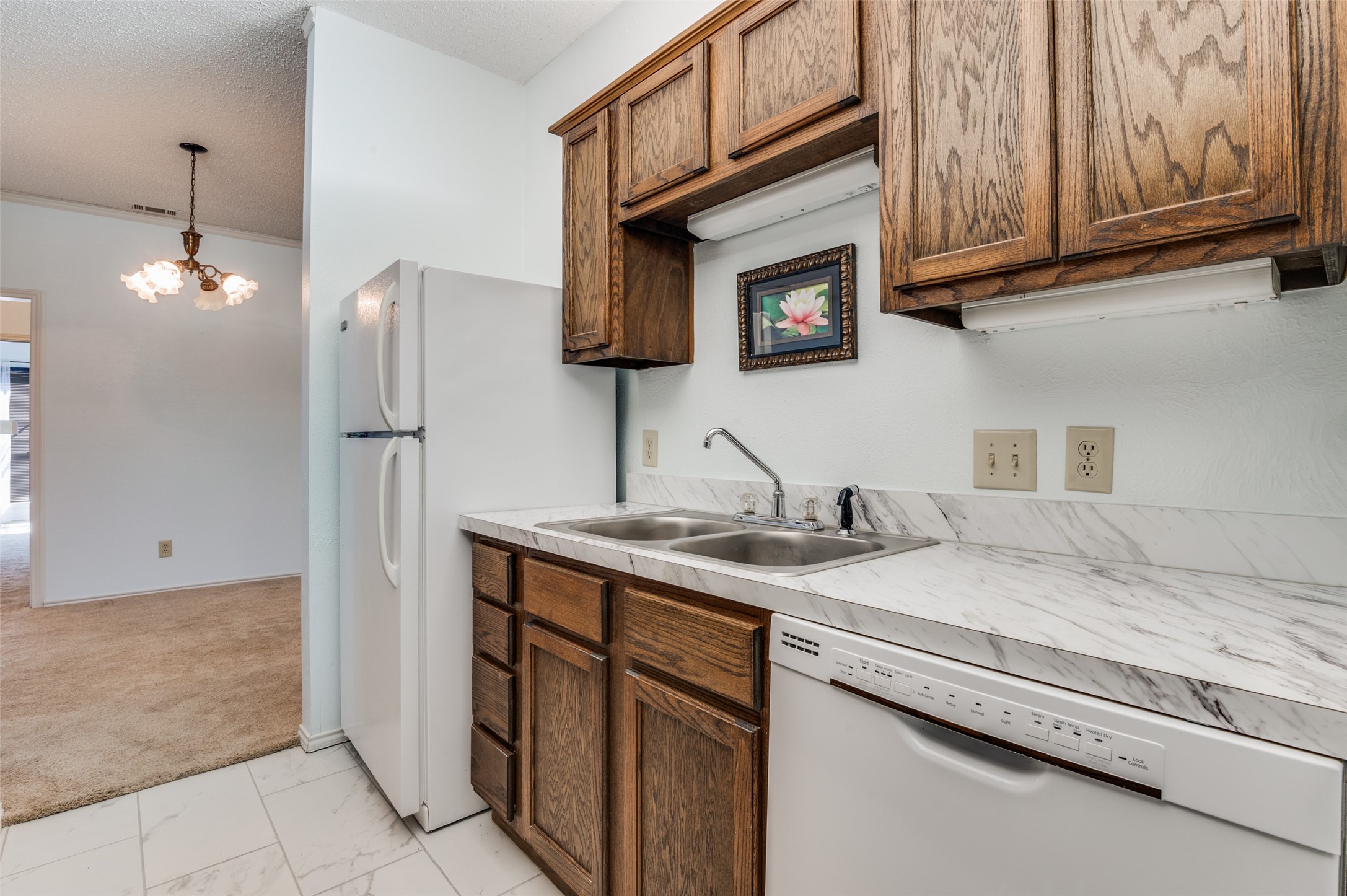 2101 Count Fleet Drive Arlington TX 76011