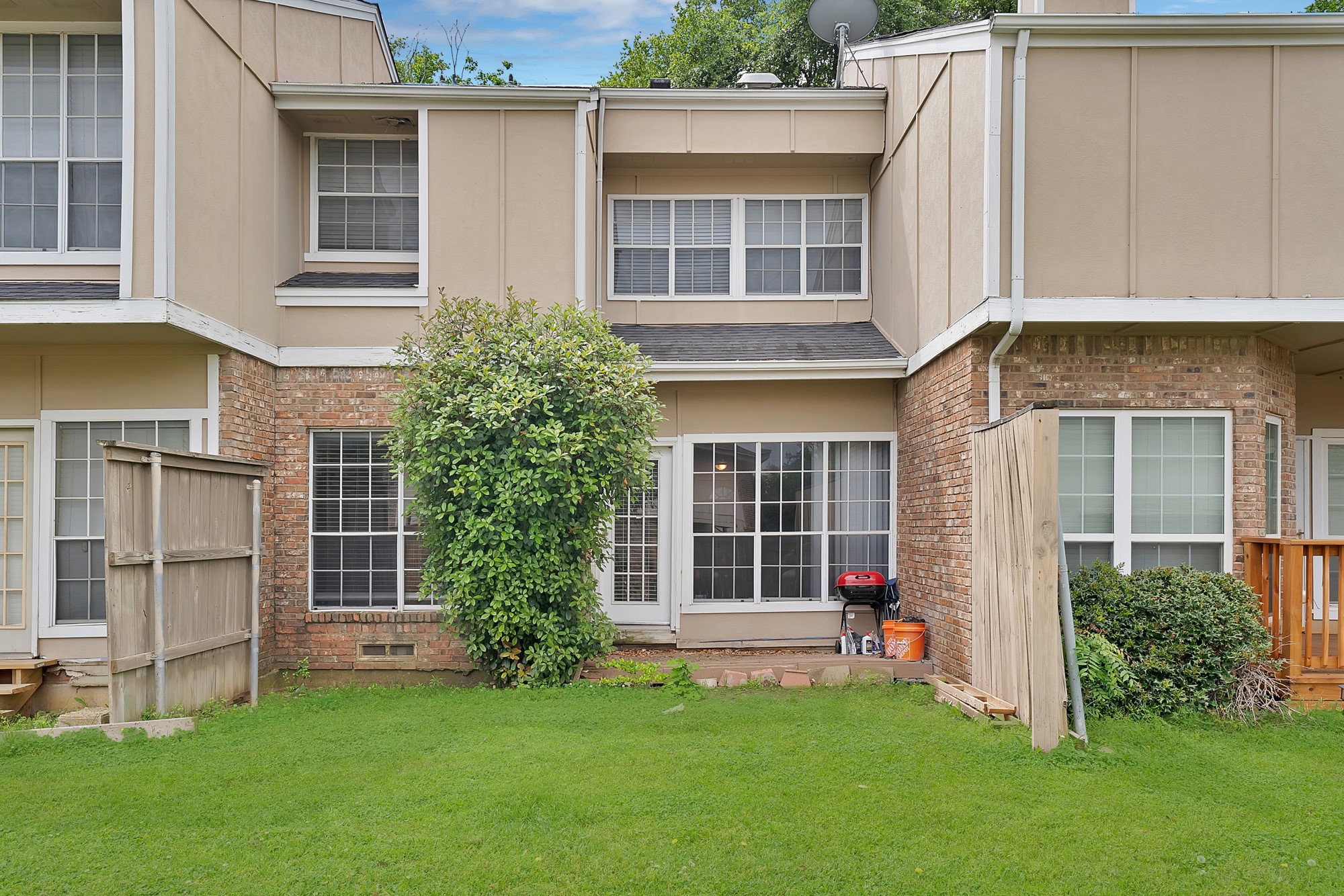 2405 Northlake Court Irving TX 75038