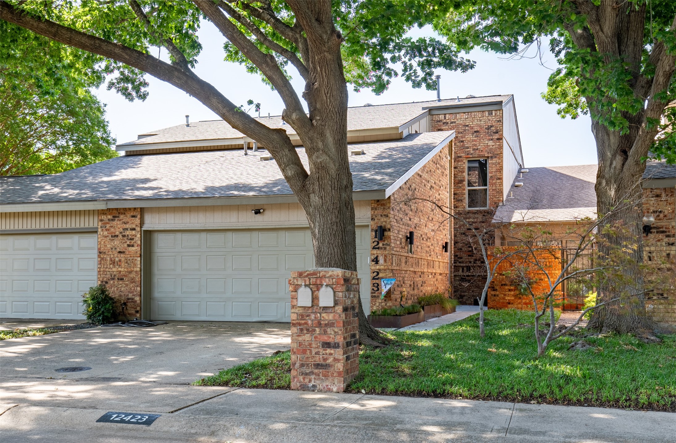 12423 Montego Plaza Dallas TX 75230