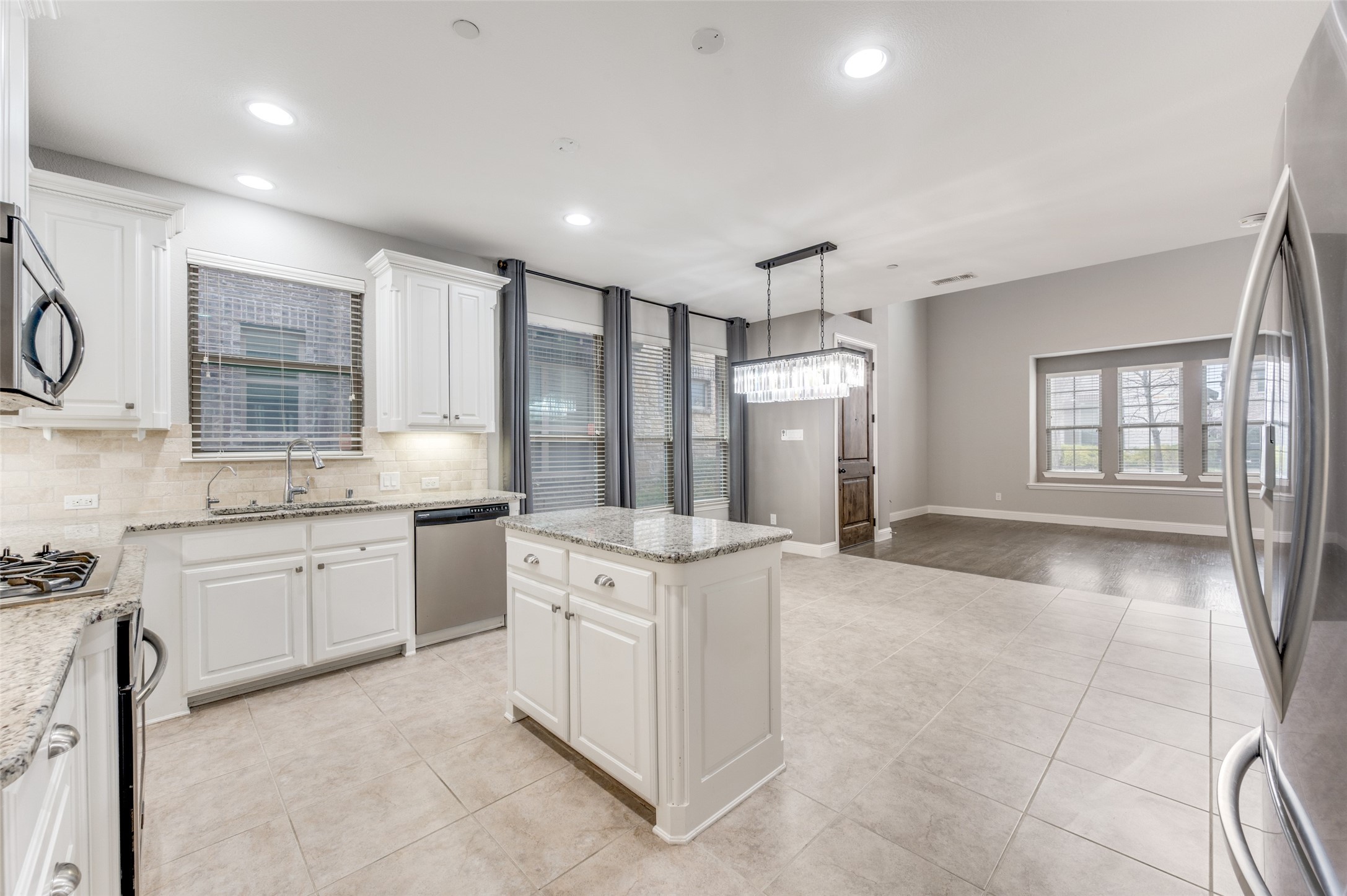 4646 Rhett Lane Carrollton TX 75010