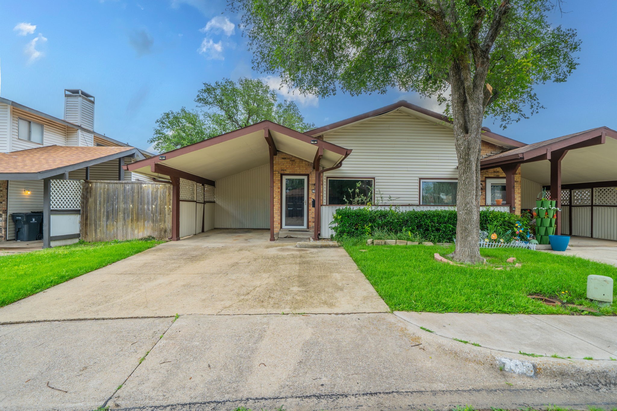 708 Baruna Circle Garland TX 75043