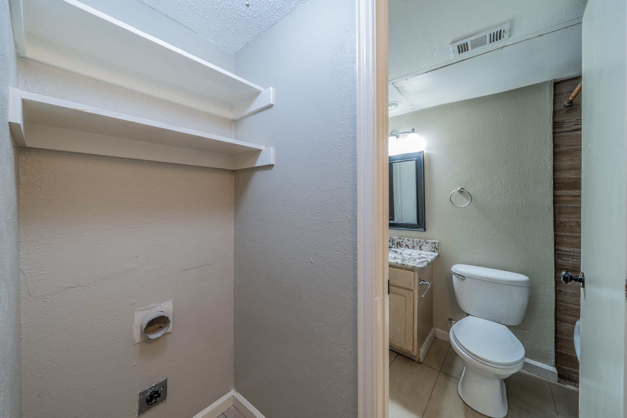 708 Baruna Circle Garland TX 75043