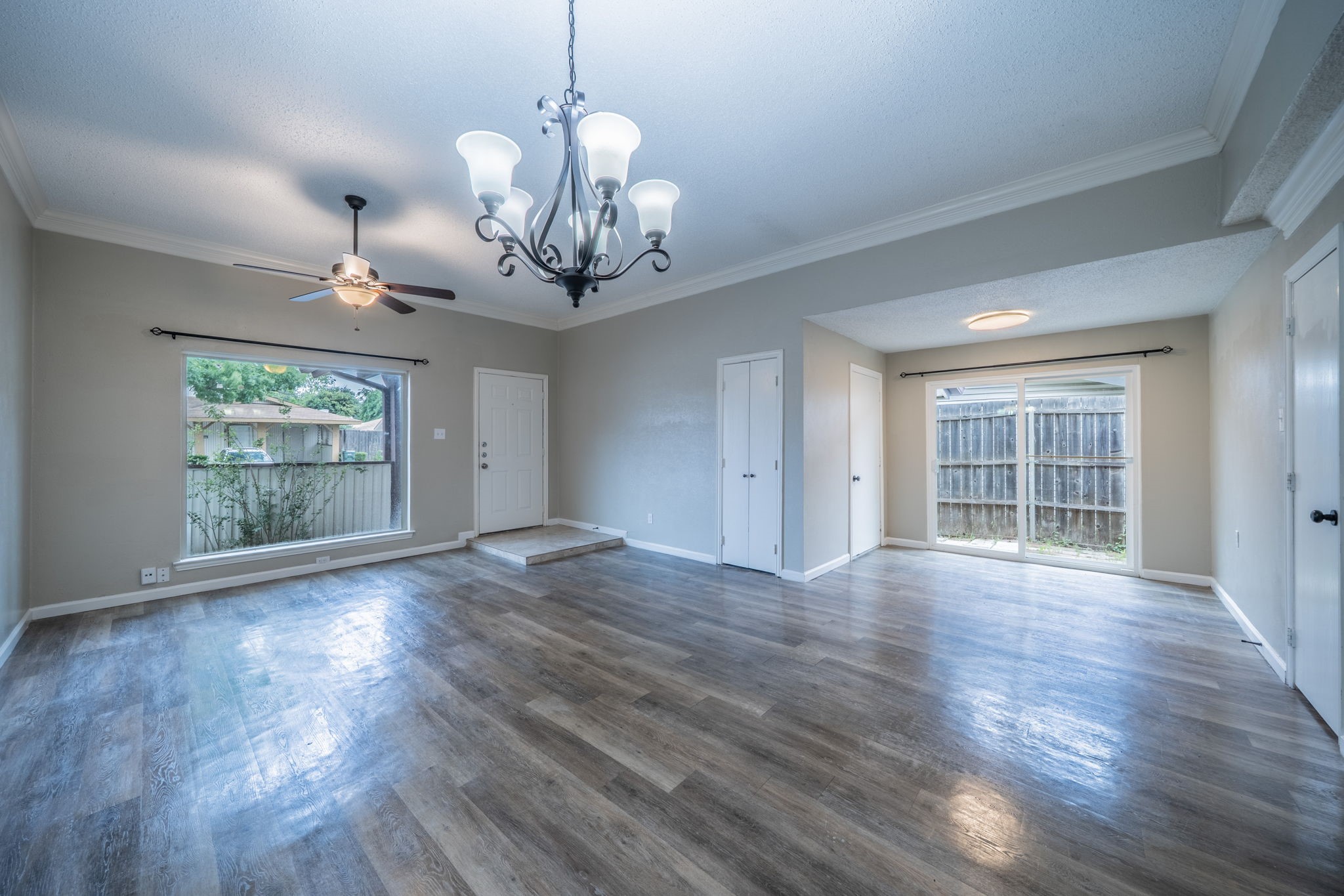 708 Baruna Circle Garland TX 75043