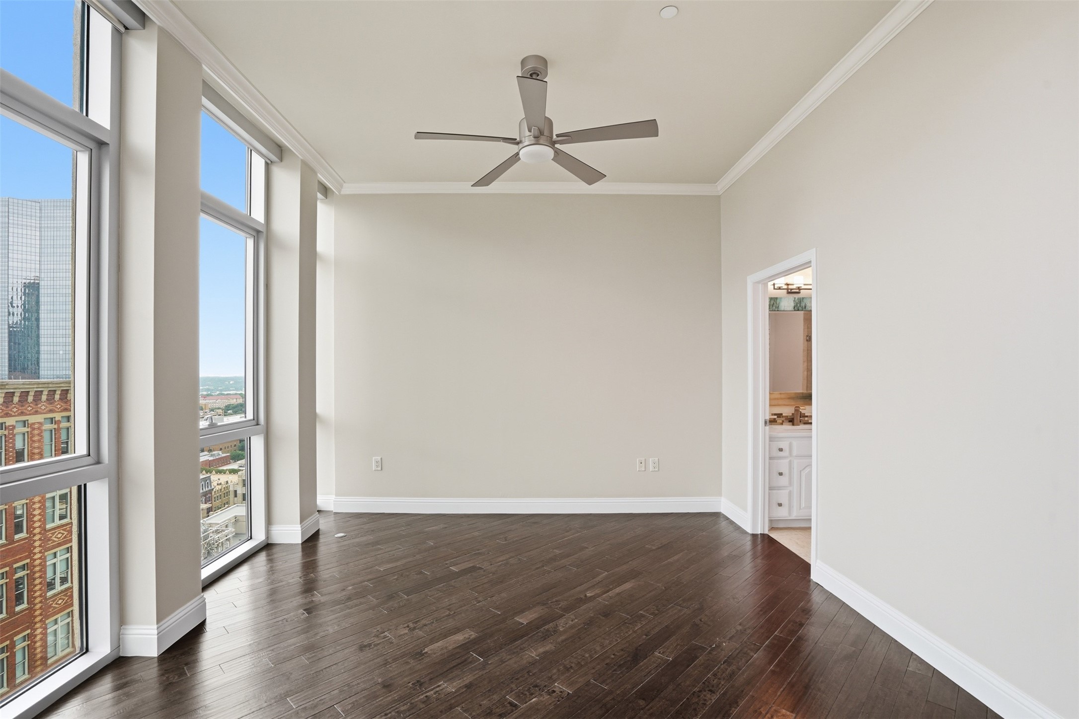 500 Throckmorton Street Fort Worth TX 76102