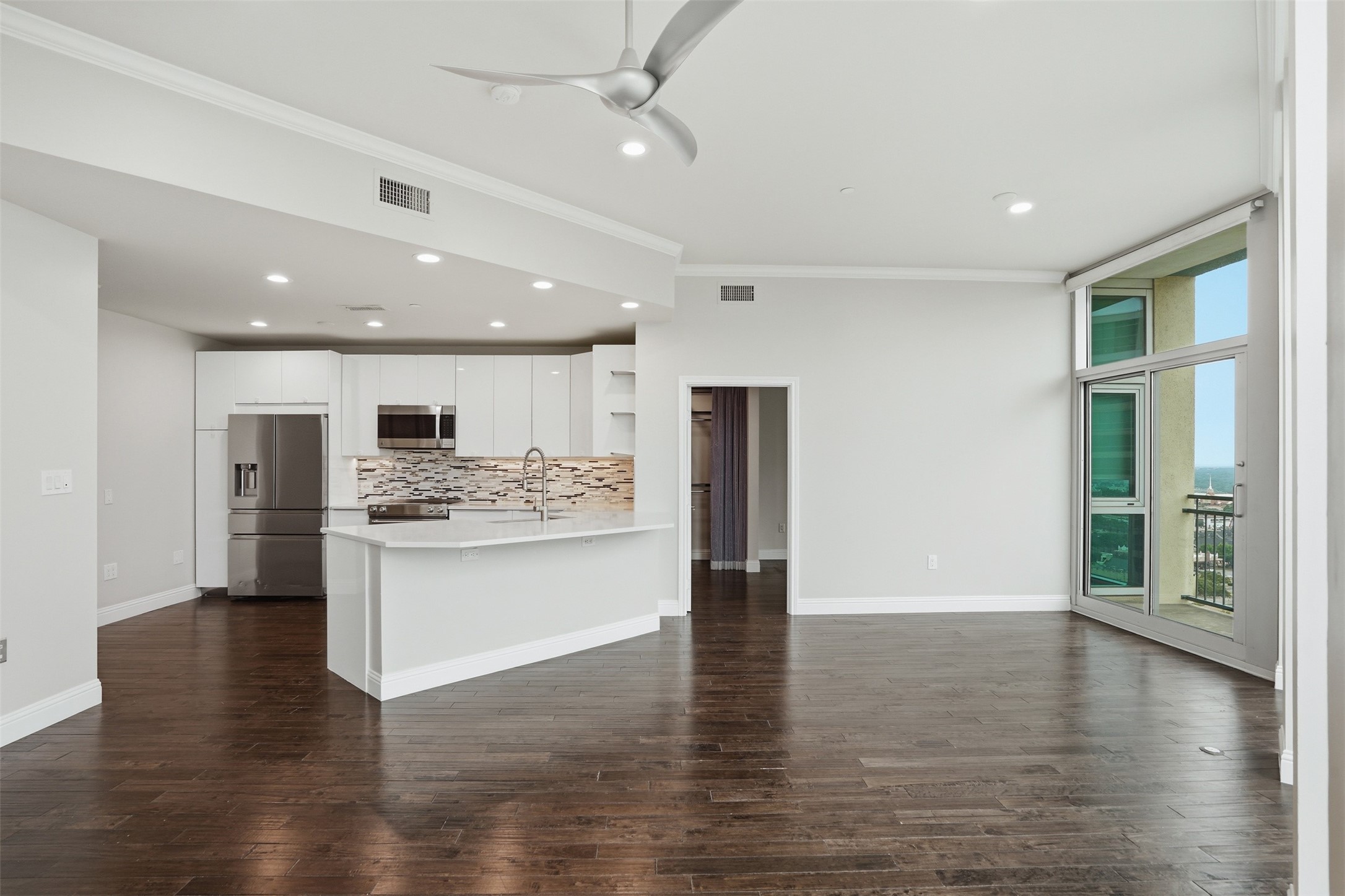 500 Throckmorton Street Fort Worth TX 76102