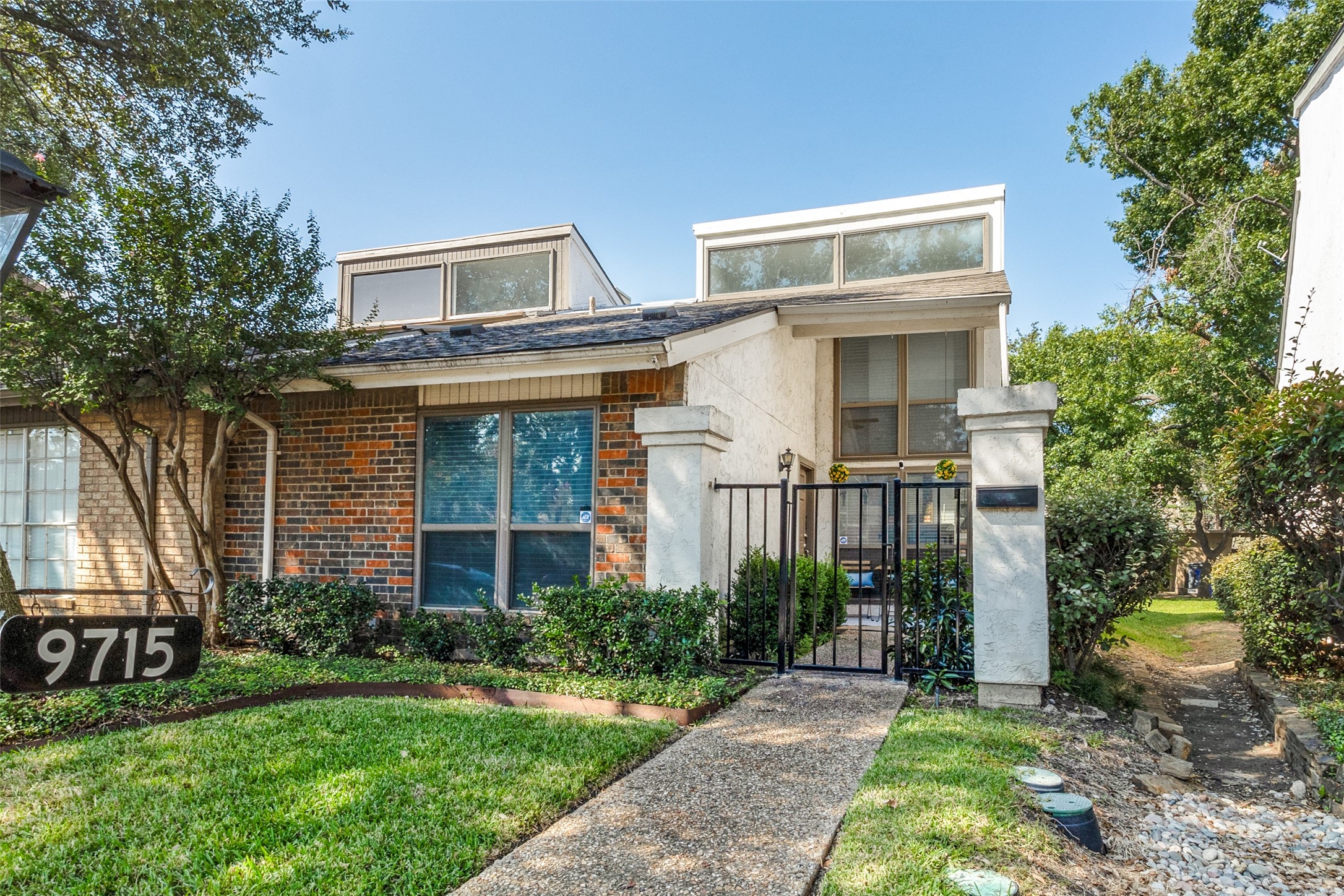 9715 Smokefeather Lane Dallas TX 75243