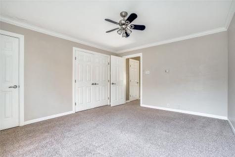 2020 N Garrett Avenue Dallas TX 75206