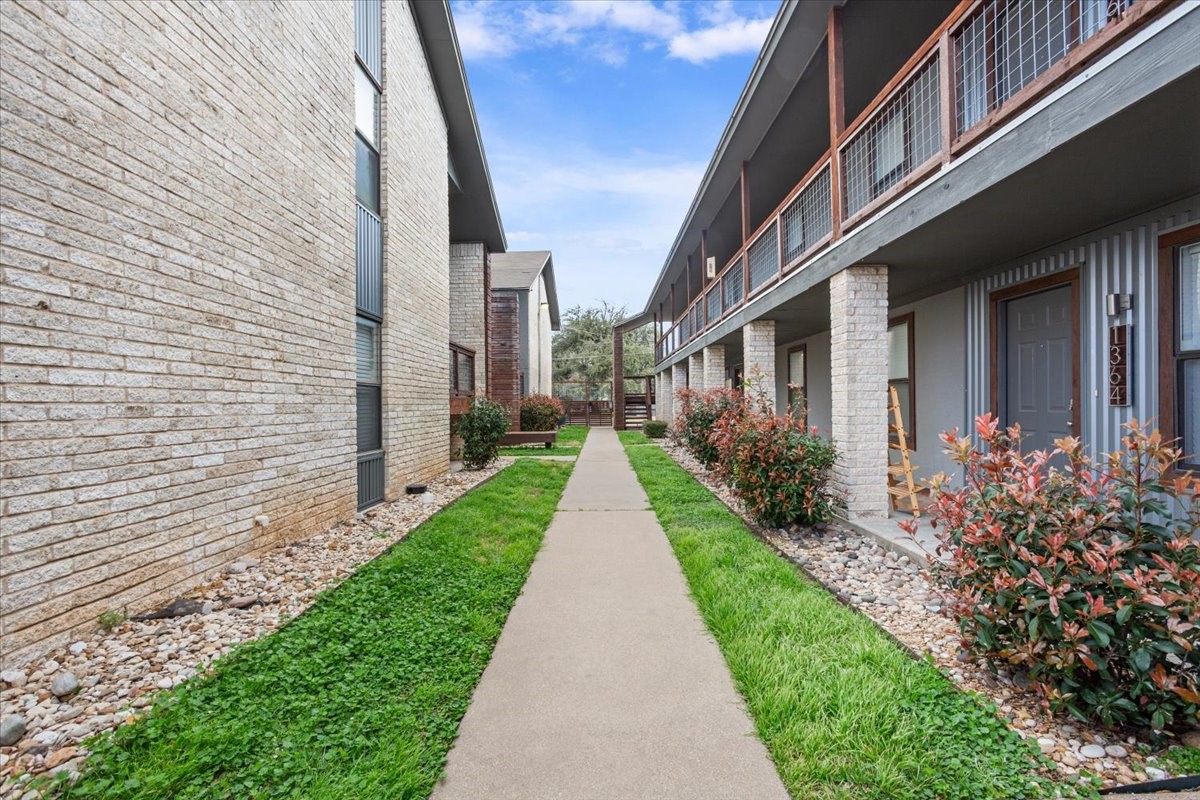 1368 S 12th Street Waco TX 76706